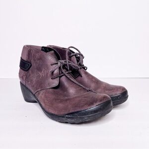 Merrell Cloudy Brown Leather Ankle Booties Size 7.5 Women’s